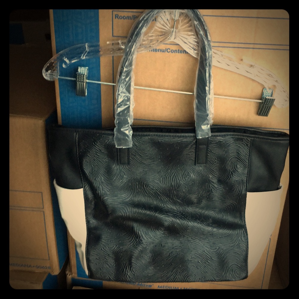Handbag - Picture 4 of 4